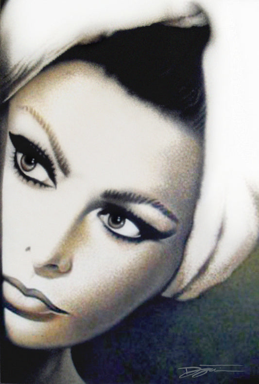 LOVELY SOPHIA